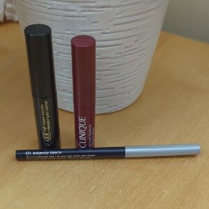 Clinique Travel Size Make Up Brand New